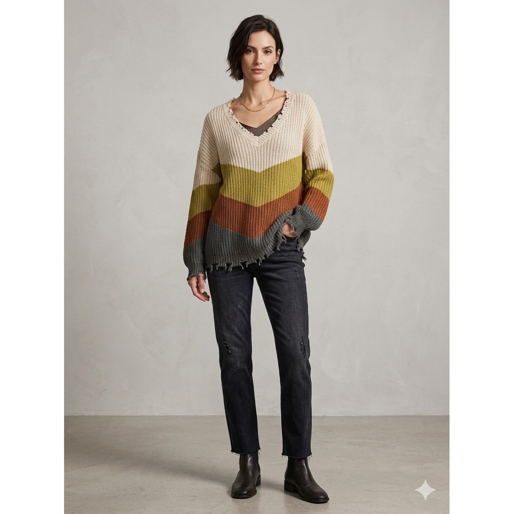 Blu Pepper Chevron Distressed Knit V-Neck Sweater Multi Small